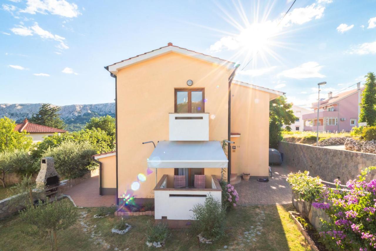 Apartments Dujmovic With Terrace Baška Extérieur photo