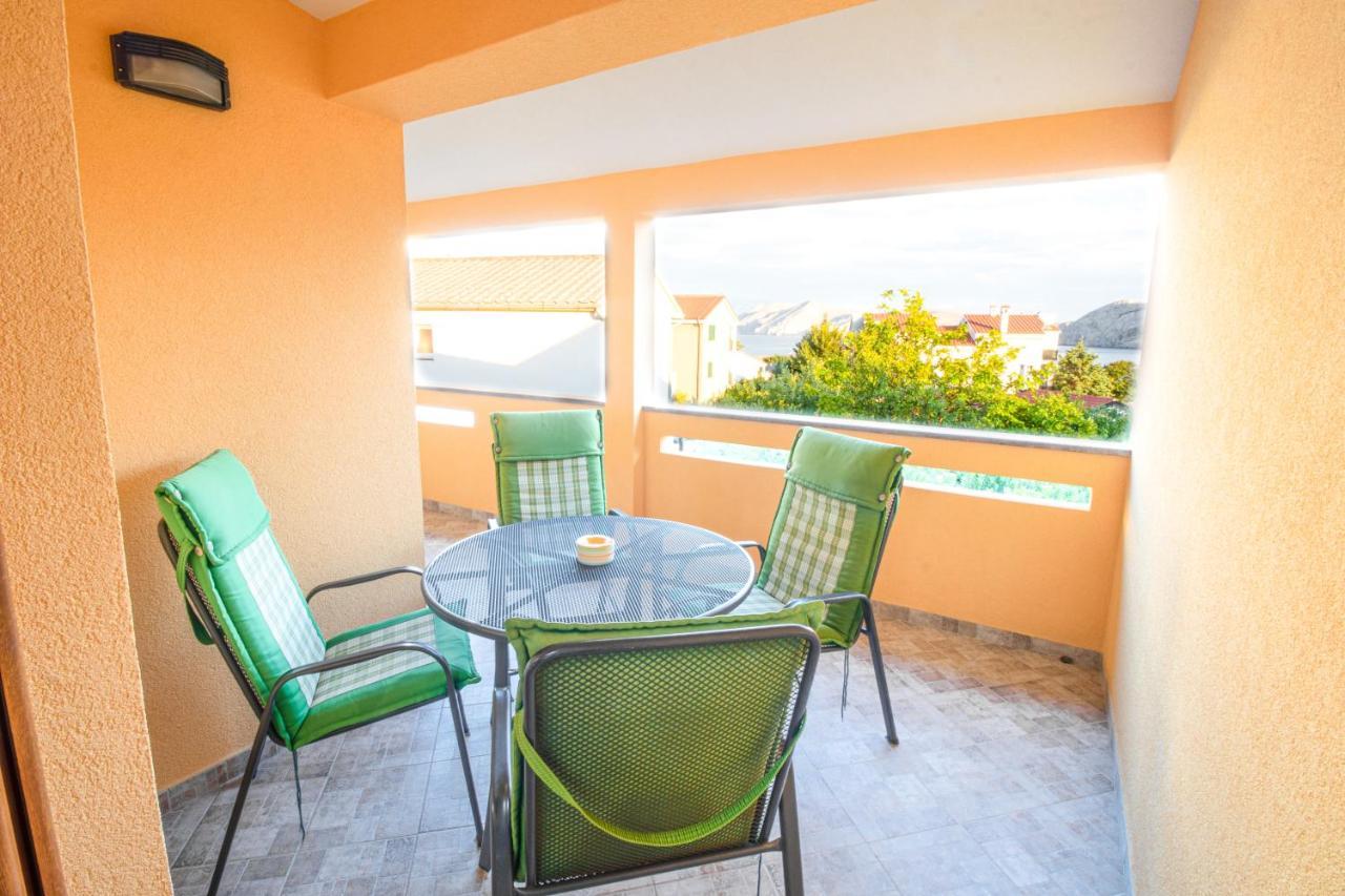 Apartments Dujmovic With Terrace Baška Extérieur photo