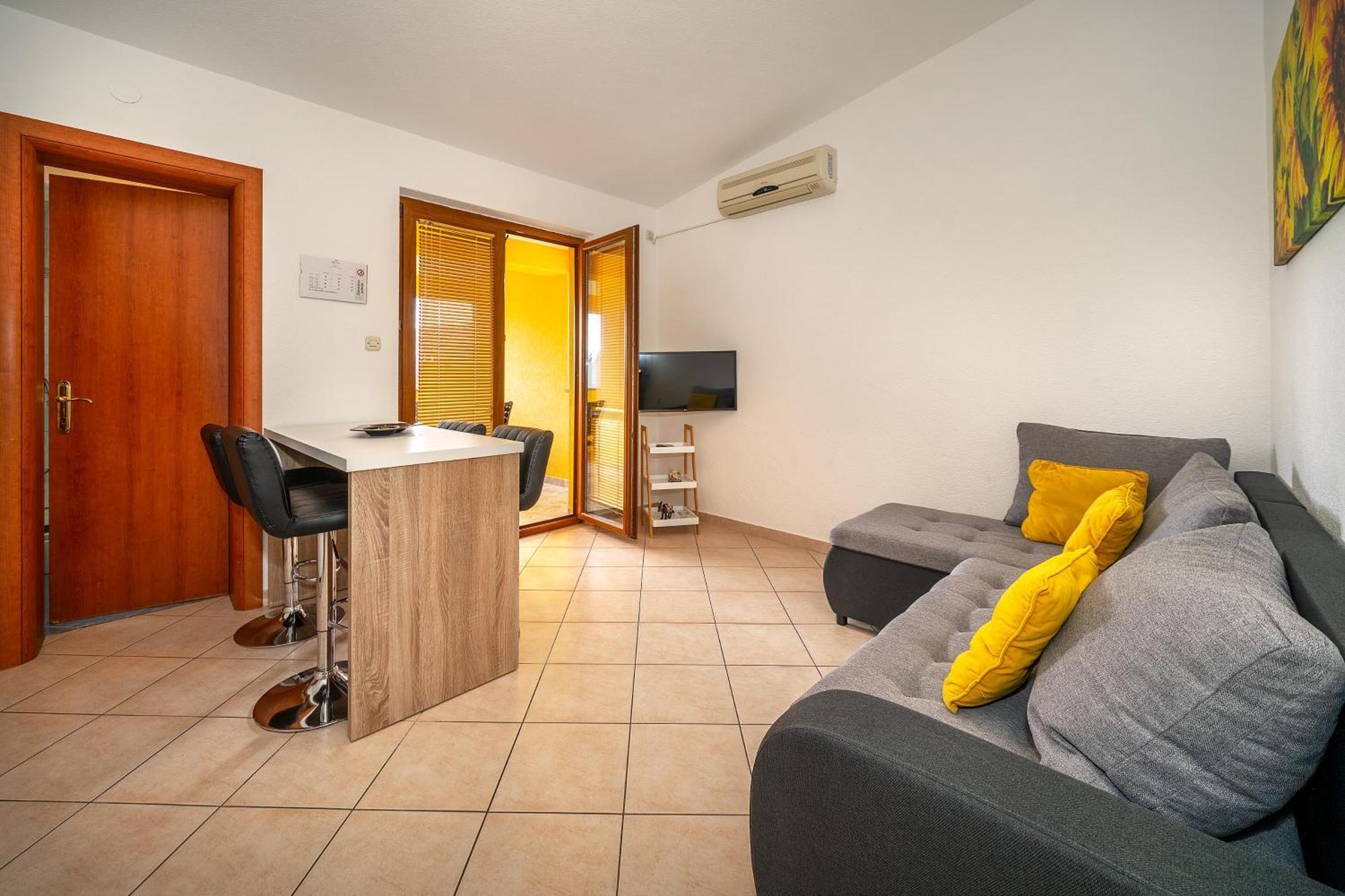 Apartments Dujmovic With Terrace Baška Extérieur photo